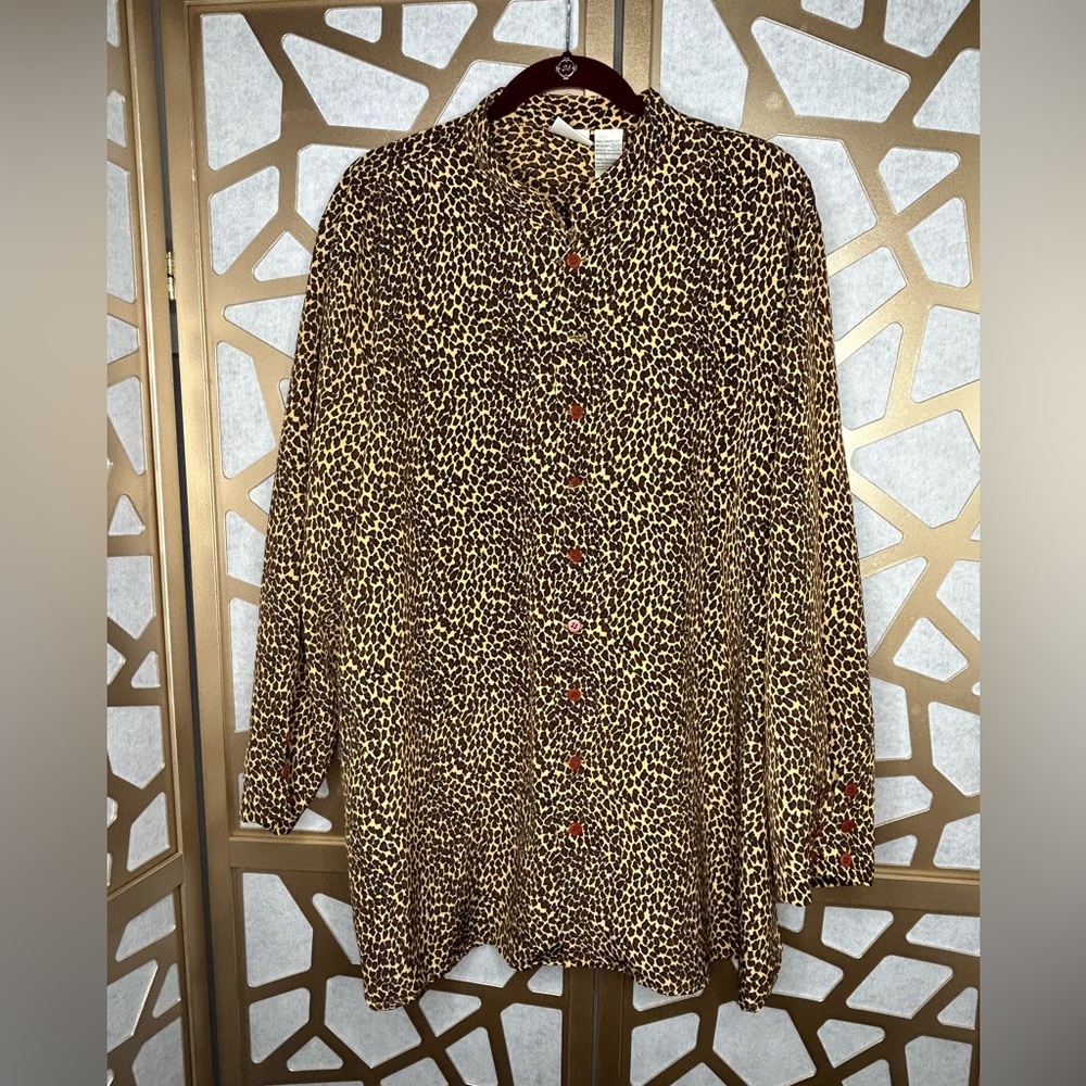 Jaclyn Smith Classics cheetah print Tunic/Blouse